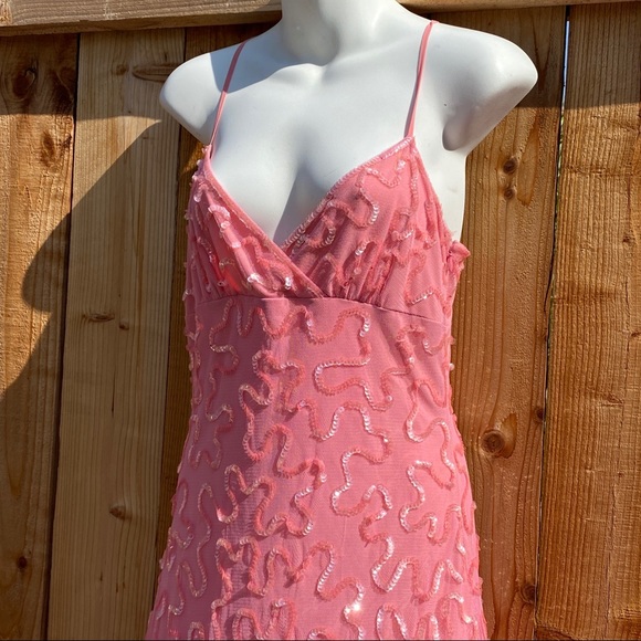 Betsey Johnson Stunning  Pink Sequin Dress 💗 - Picture 4 of 5